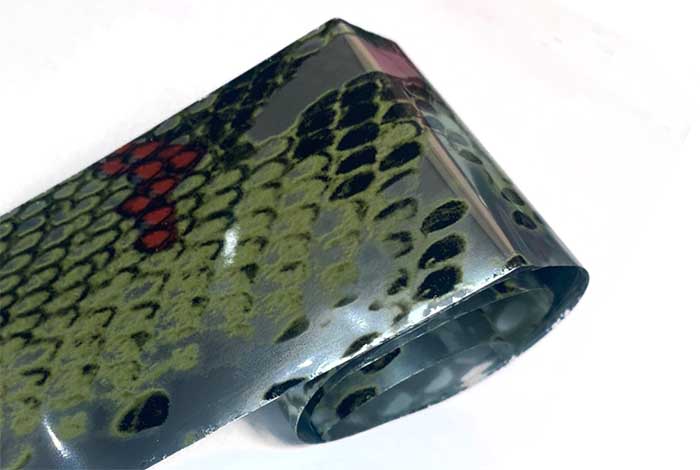 106 - Realistic Silver Snake Skin Foil